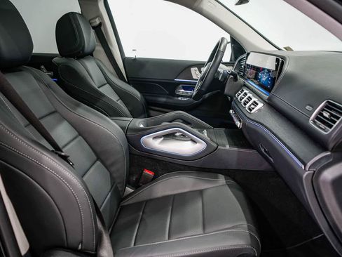 Used 2026 Mercedes-Benz GLS 450 4MATIC image 16