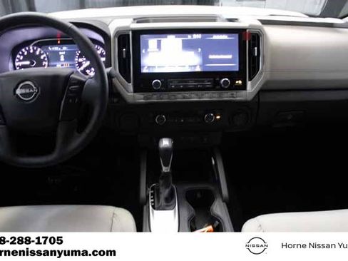 New 2025 Nissan Frontier SV w/ SV Convenience Package image 12