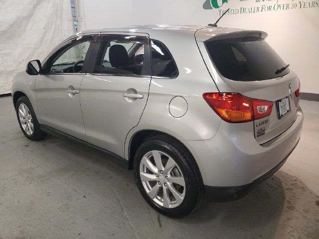 Used 2015 Mitsubishi Outlander Sport SE AWD/4WD image 4