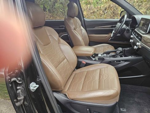 Used 2020 Kia Telluride SX w/ SX Prestige Package image 6