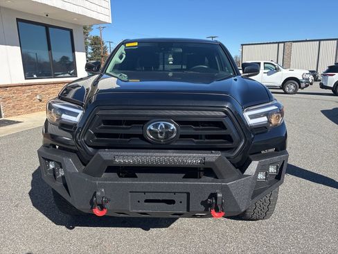 Used 2020 Toyota Tacoma SR w/ SR Convenience Package image 10