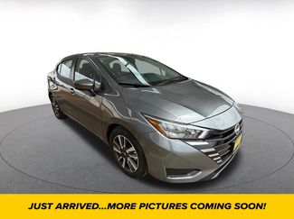 Used 2025 Nissan Versa SV video 1