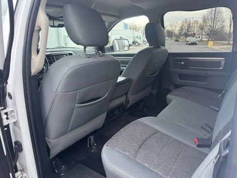 Used 2014 RAM 1500 Outdoorsman image 31
