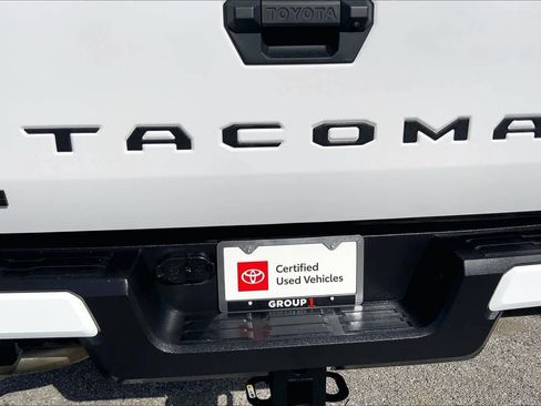 Certified 2026 Toyota Tacoma SR5 AWD/4WD image 10