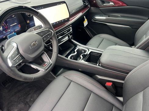 New 2026 Chevrolet Traverse Z71 w/ Enhanced Driving Package image 7