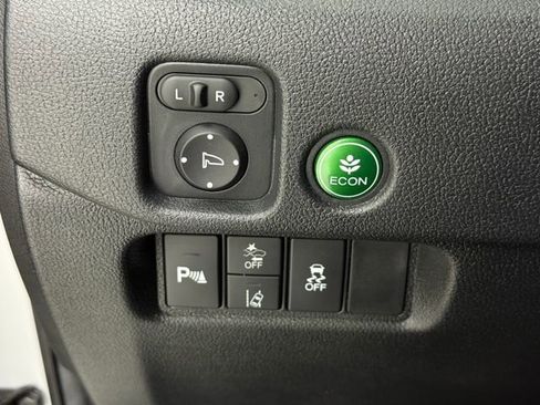 Used 2022 Honda Pilot Touring image 14