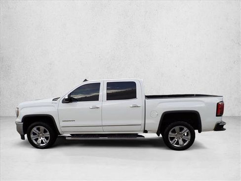 Used 2018 GMC Sierra 1500 SLT image 2