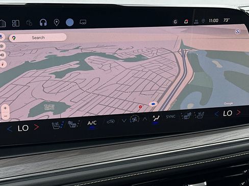 New 2025 Chevrolet Suburban Premier image 21