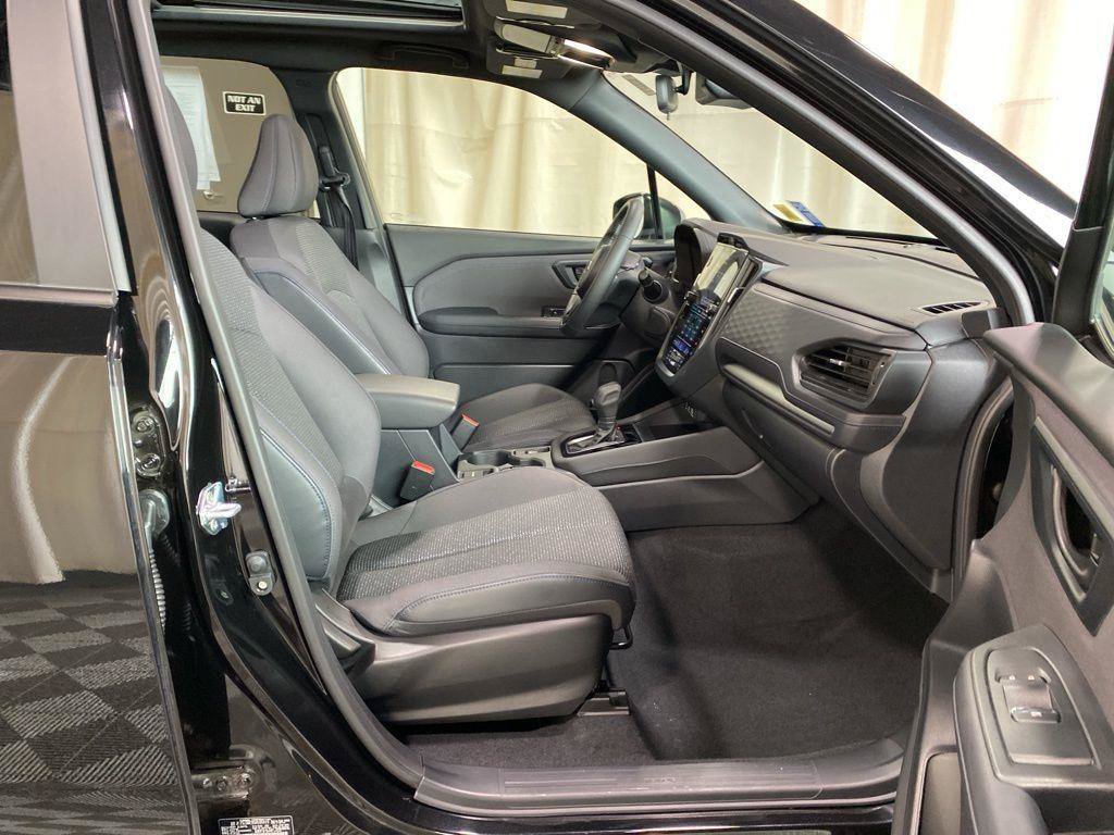 Used 2025 Subaru Forester Premium AWD/4WD image 14