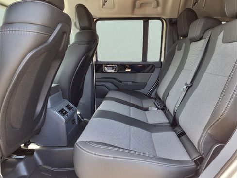 Used 2024 INEOS Grenadier image 12