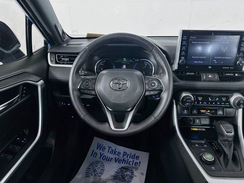 Used 2022 Toyota RAV4 XSE AWD/4WD image 21