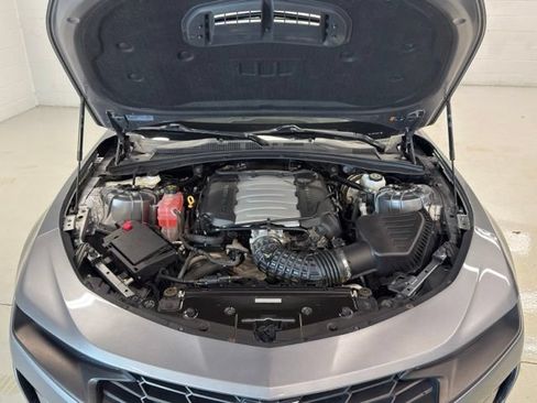 Used 2021 Chevrolet Camaro LT RWD image 19