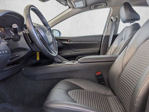 Used 2024 Toyota Camry SE image 15