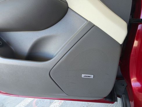 Used 2021 Cadillac XT6 Premium Luxury image 25