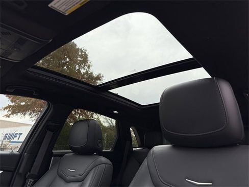 Used 2022 Cadillac XT5 Premium Luxury w/ Technology Package image 26