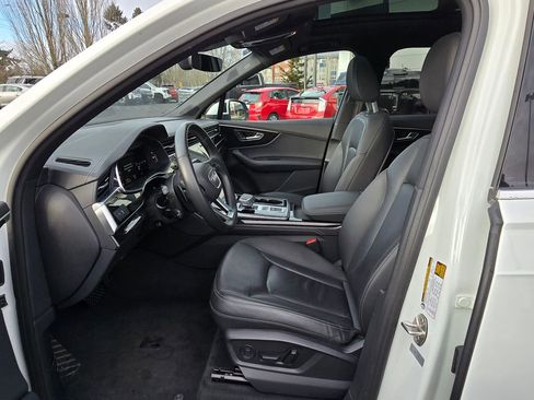 Used 2025 Audi Q7 3.0T Premium Plus image 58