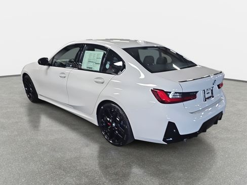 New 2026 BMW 330i Sedan w/ M Sport Package image 7