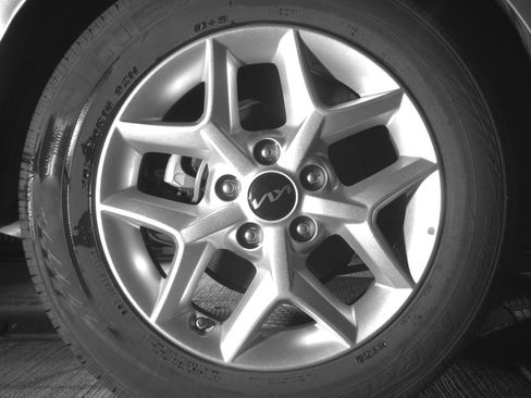 Used 2025 Kia Soul LX w/ LX Technology Package image 15