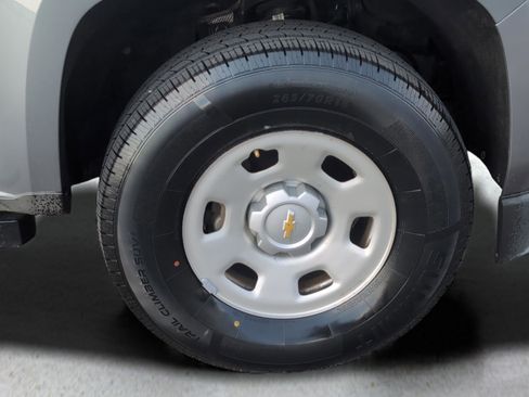 Used 2020 Chevrolet Colorado W/T image 32