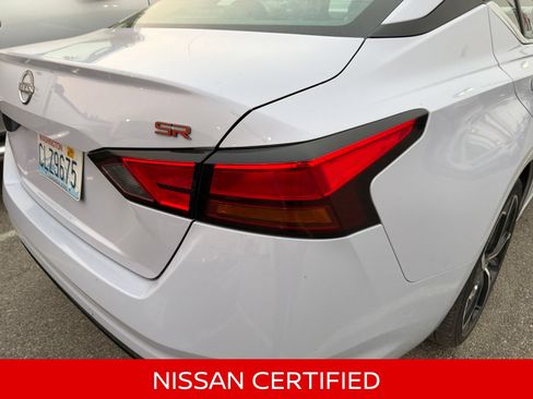 Certified 2024 Nissan Altima 2.5 SR FWD image 9