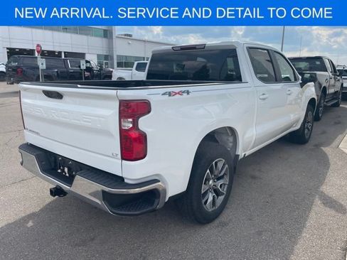 Used 2024 Chevrolet Silverado 1500 LT AWD/4WD image 5