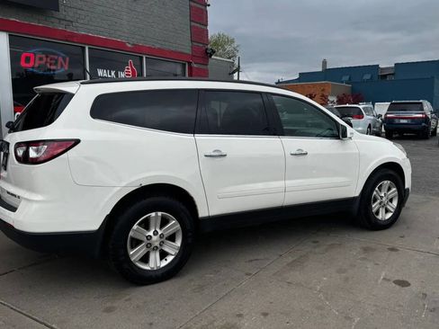 Used 2014 Chevrolet Traverse LT FWD image 5