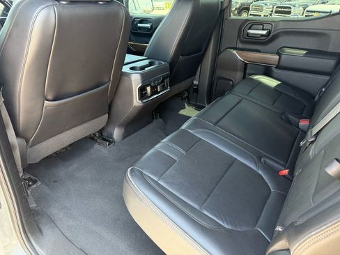 Used 2021 Chevrolet Silverado 1500 High Country w/ Technology Package AWD/4WD image 25