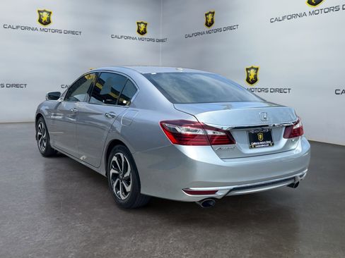 Used 2017 Honda Accord EX-L image 3