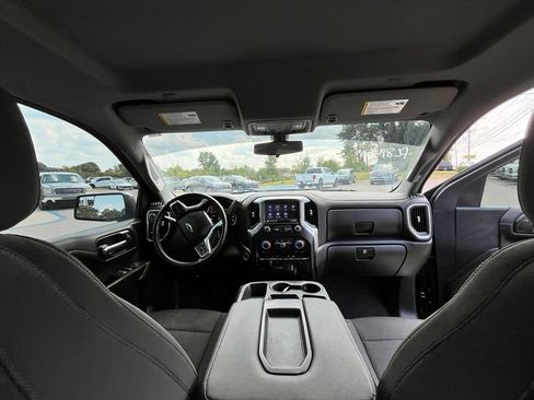 Used 2021 Chevrolet Silverado 1500 LT AWD/4WD image 12