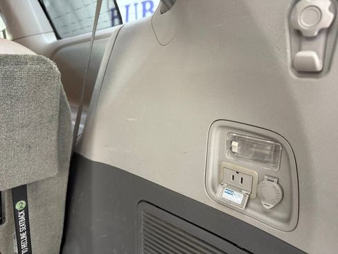 Used 2015 Toyota Sienna XLE Premium image 20