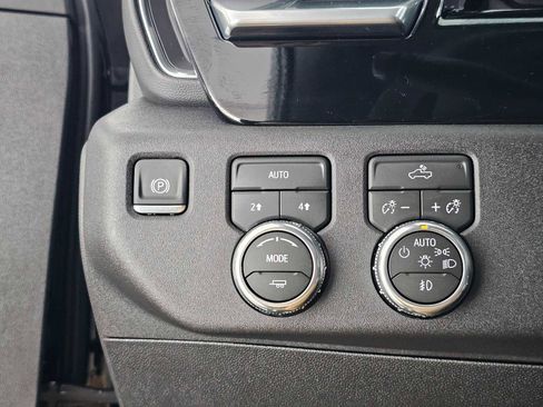 New 2026 GMC Sierra 1500 Elevation w/ Preferred Package AWD/4WD image 29