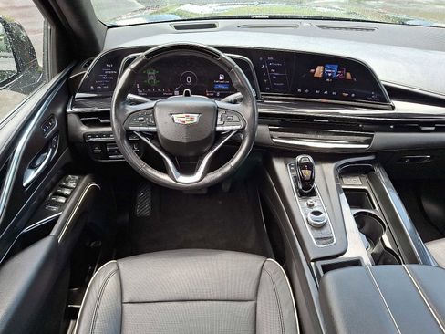 Used 2023 Cadillac Escalade Sport AWD/4WD image 12