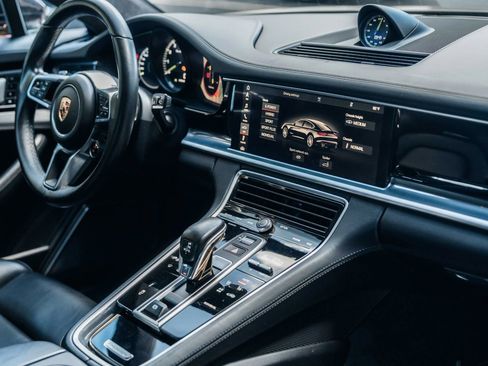 Used 2018 Porsche Panamera Turbo S AWD/4WD image 15