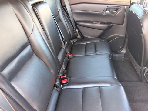 Used 2023 Nissan Rogue SL w/ SL Premium Package AWD/4WD image 14