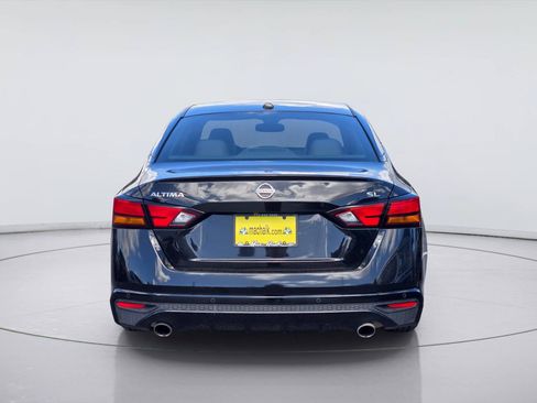 Used 2019 Nissan Altima 2.5 SL FWD image 7