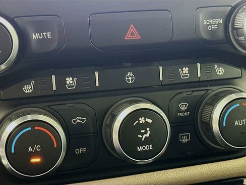 Used 2022 RAM 1500 Laramie image 19