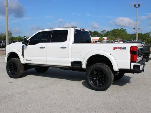 Used 2024 Ford F250 Platinum w/ FX4 Off-Road Package AWD/4WD image 7