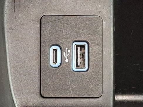 Certified 2022 Ford F150 XLT w/ Equipment Group 302A High image 24