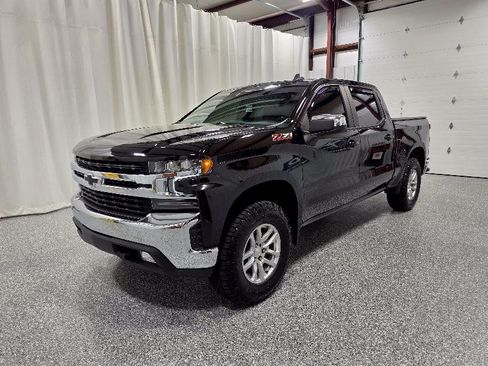 Used 2021 Chevrolet Silverado 1500 LT AWD/4WD image 5