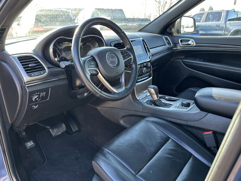 Used 2019 Jeep Grand Cherokee Limited w/ Luxury Group II image 9
