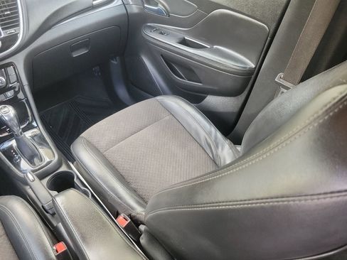 Used 2020 Buick Encore Preferred w/ Safety Package FWD image 16