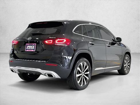 Used 2023 Mercedes-Benz GLA 250 4MATIC image 2