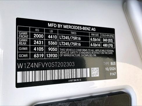 New 2025 Mercedes-Benz Sprinter 2500 image 18