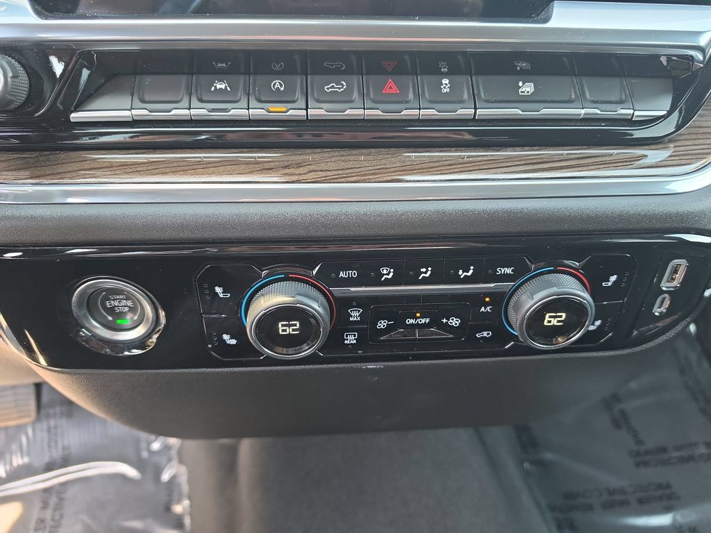 Certified 2024 Chevrolet Silverado 1500 LT AWD/4WD image 32