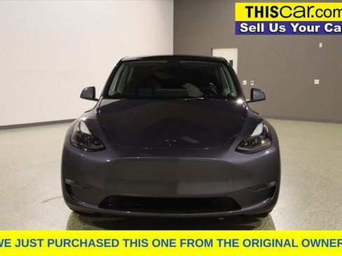 Used 2023 Tesla Model Y Performance AWD/4WD image 2