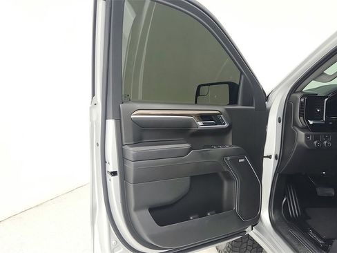 Used 2022 Chevrolet Silverado 1500 RST w/ Redline Edition image 22