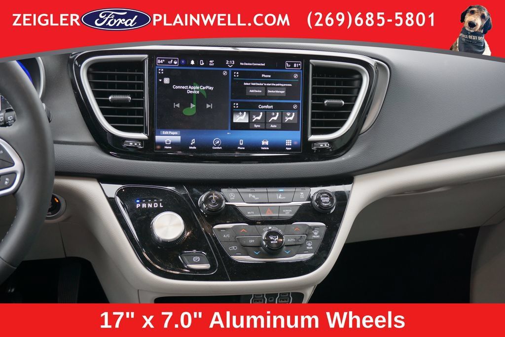 Used 2024 Chrysler Pacifica Touring-L FWD image 18