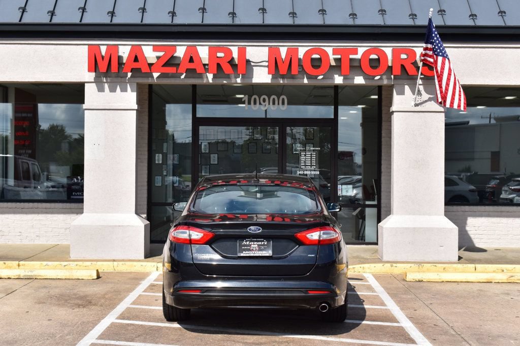 Used 2013 Ford Fusion SE FWD image 9