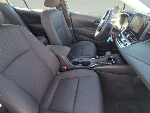 Used 2024 Toyota Corolla LE image 25
