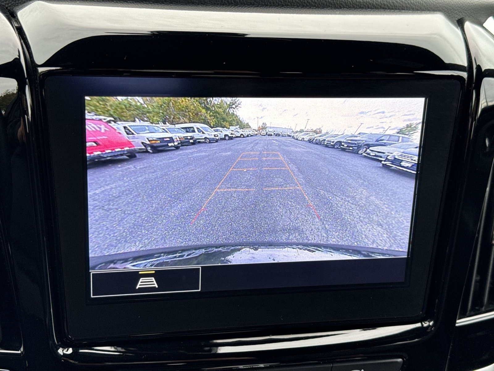 Used 2023 Chevrolet Traverse LT AWD/4WD image 20